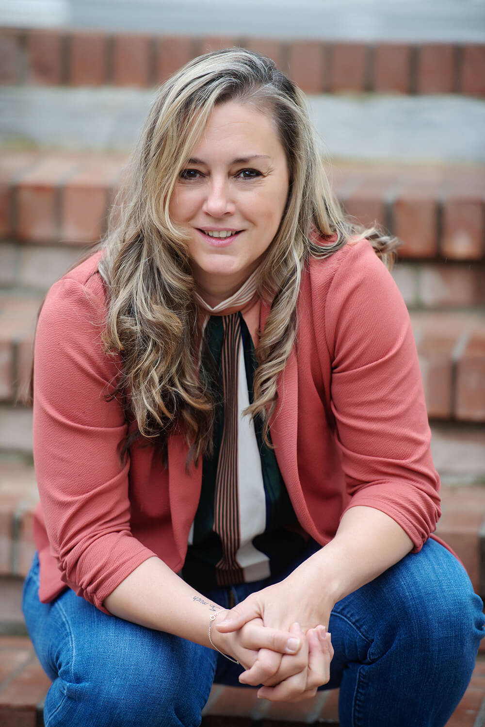 Dr. Niki Serravalle